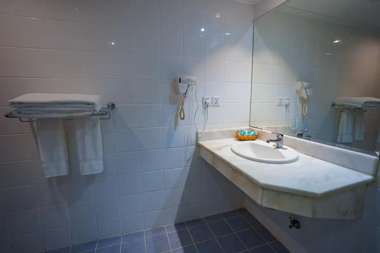 Ambassador Suites Dżedda 4*,